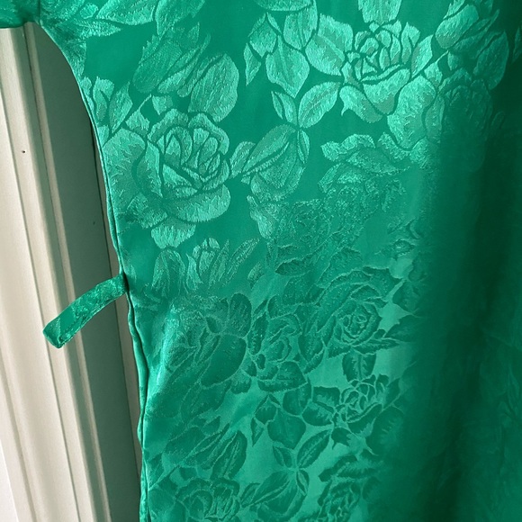 Vintage Victoria Secret robe - Picture 6 of 7